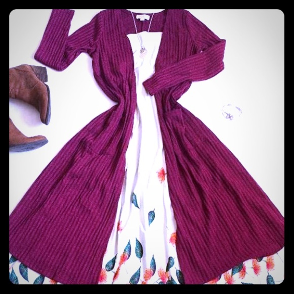 XS Sarah BNWT - Picture 2 of 7